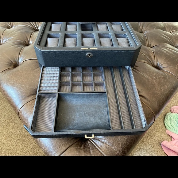 Wolf Men’s watch box - fits 10 watches
